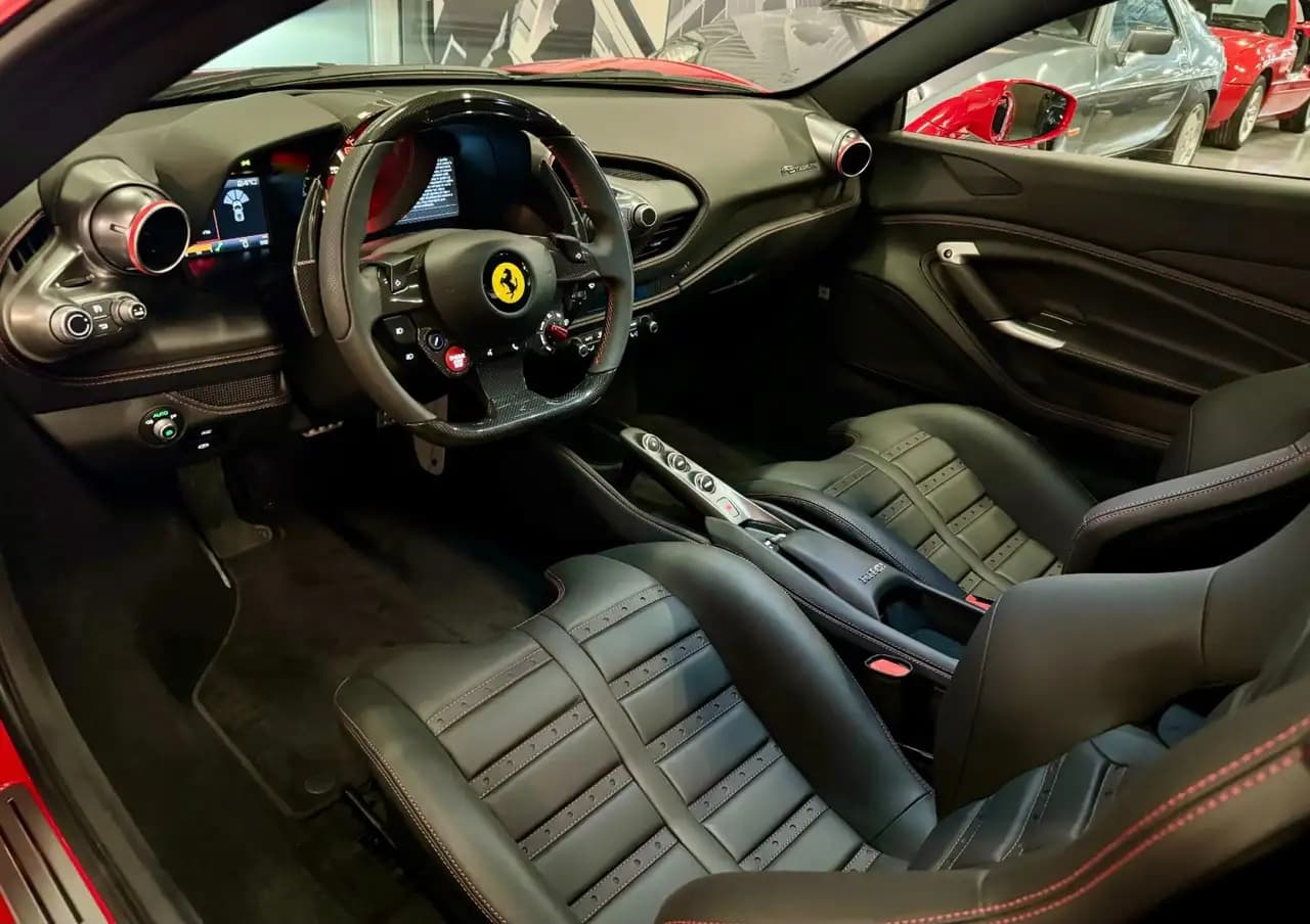 Ferrari F8 Tributo 2022 г. 435 км. — фото 7
