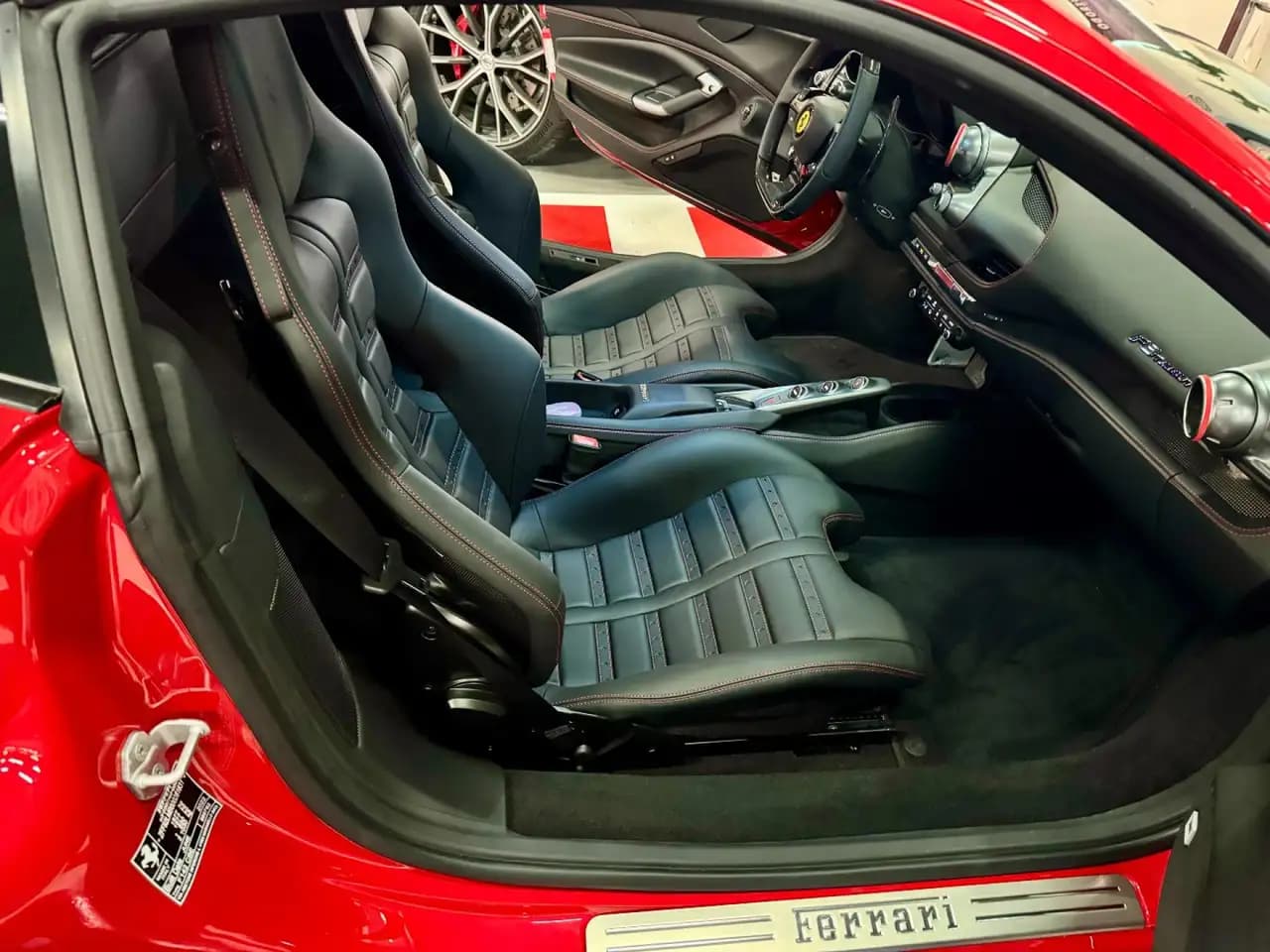 Ferrari F8 Tributo 2022 г. 435 км. — фото 9
