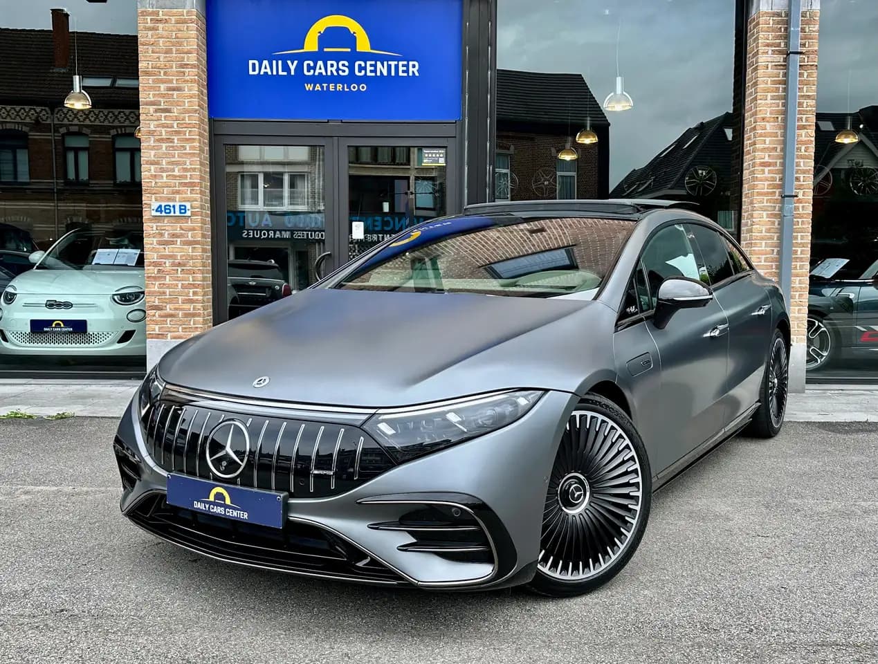 Mercedes-Benz EQS AMG 2023 г. 24165 км.