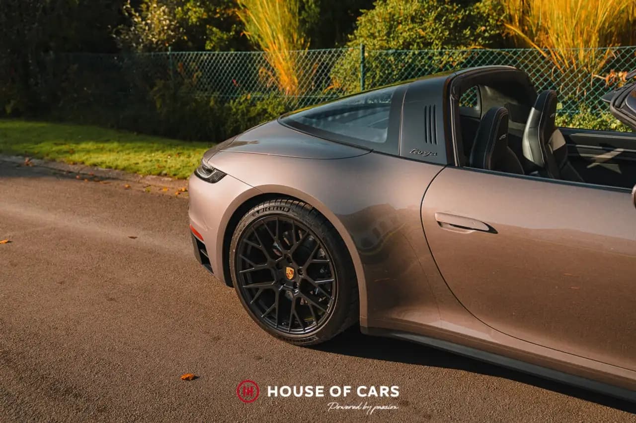 Porsche 911 Targa 4 GTS 2023 г. 7148 км. — фото 19