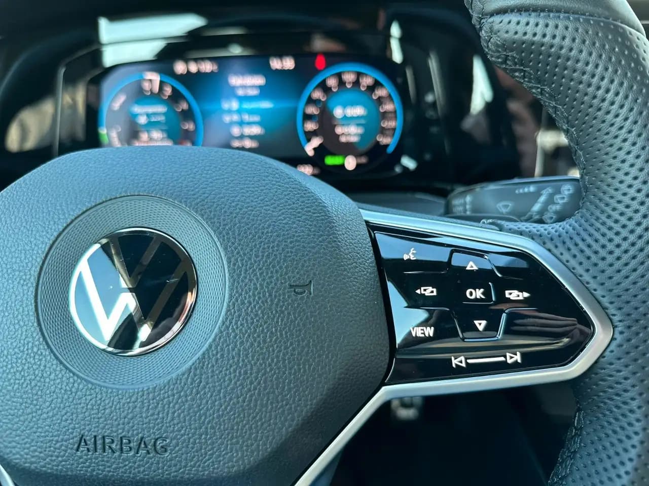 Volkswagen Golf 2022 г. 127 км. — фото 21