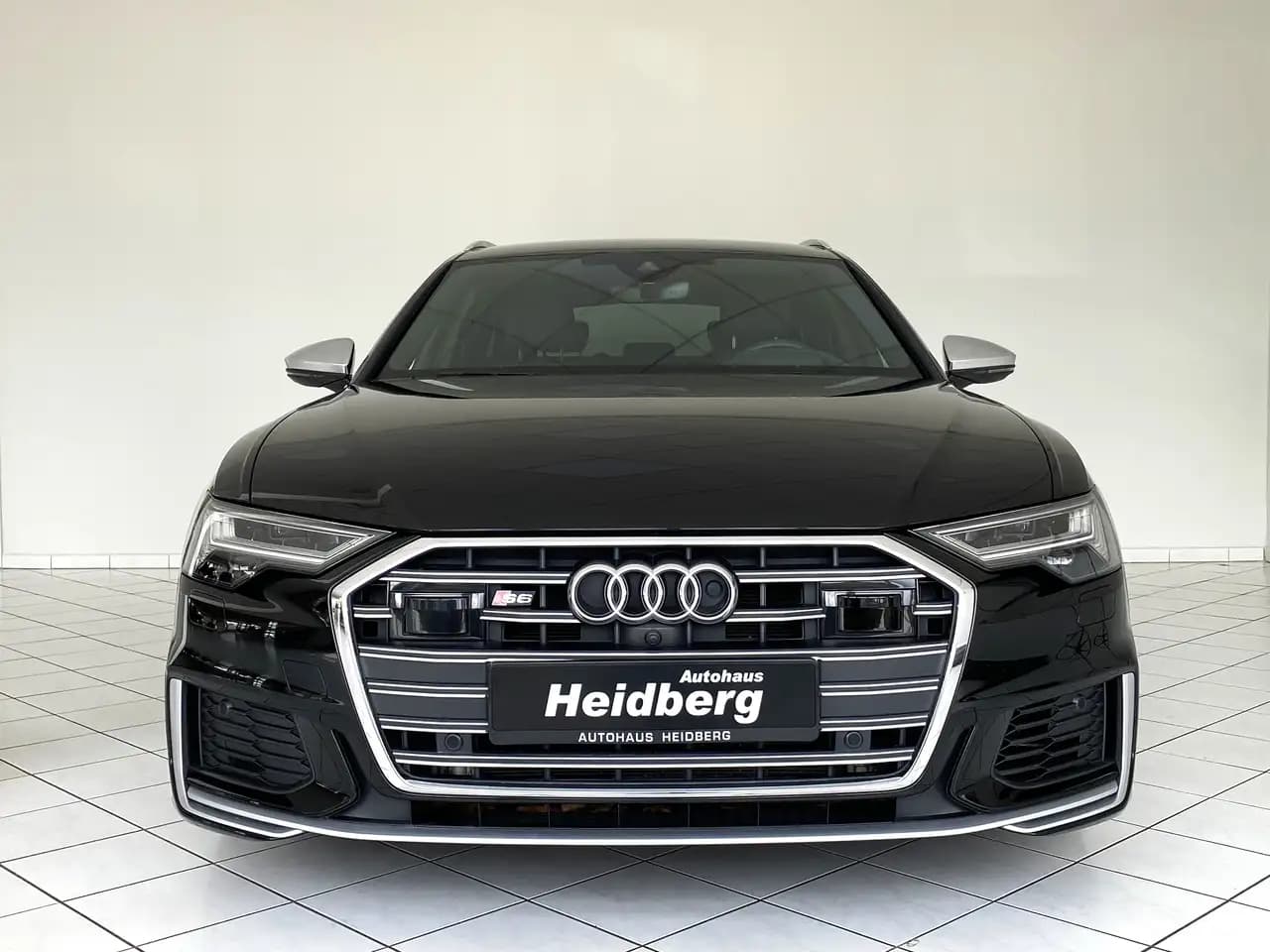 Audi S6 2023 г. 36823 км. — фото 2