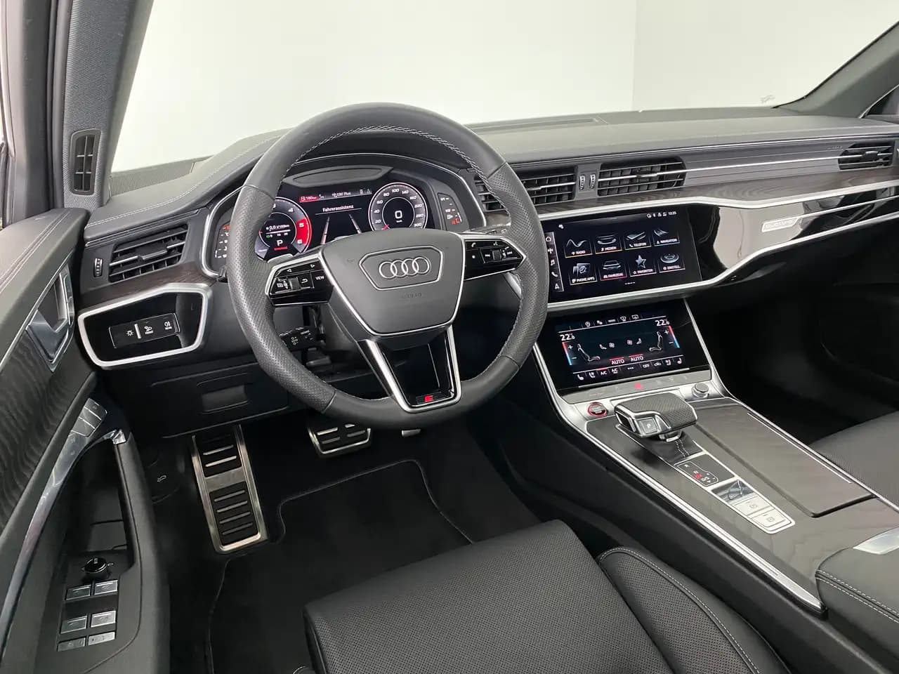 Audi S6 2023 г. 36823 км. — фото 14