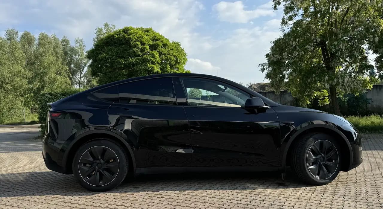 Tesla Model Y 2022 г. 50019 км. — фото 3