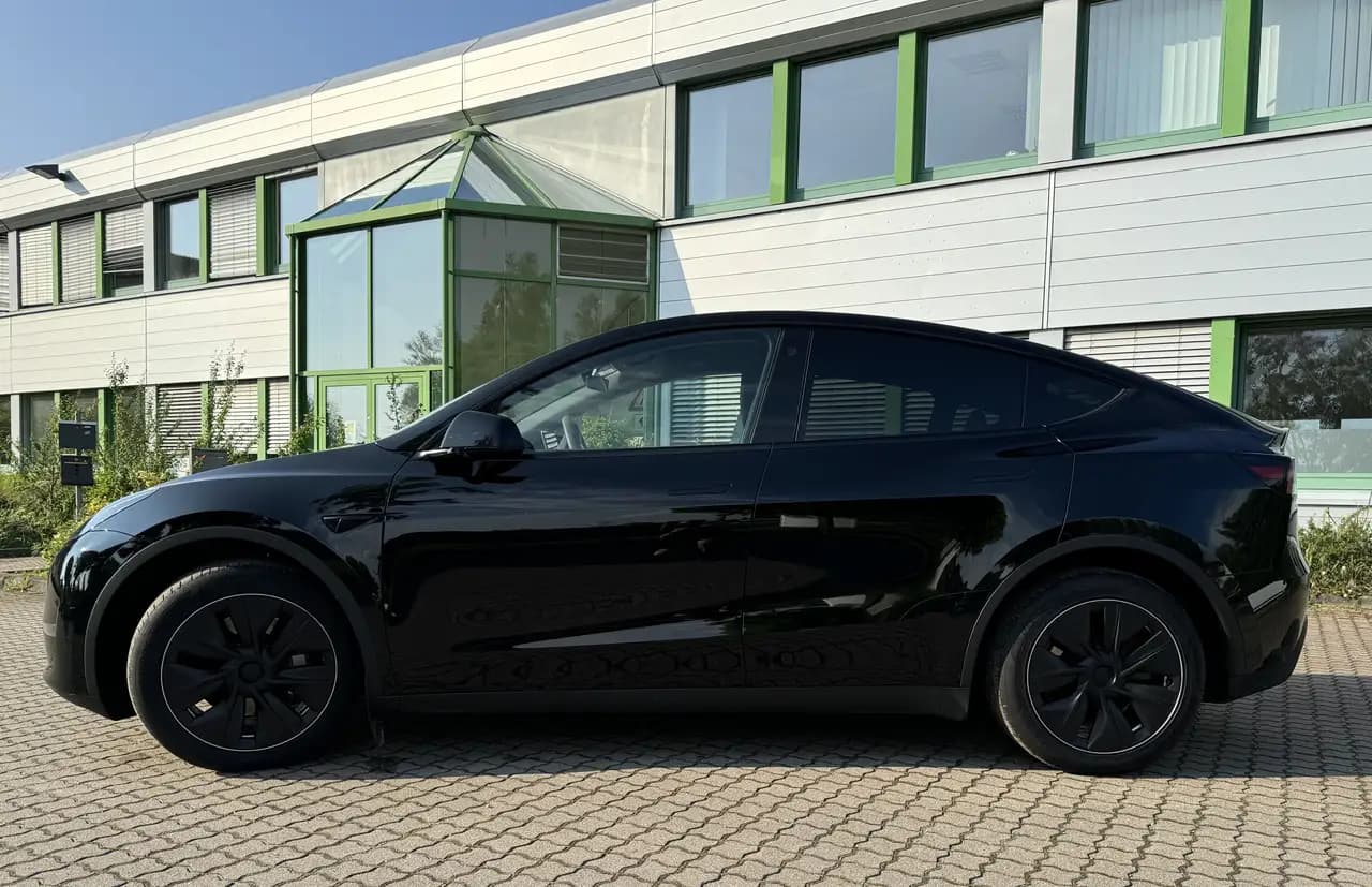 Tesla Model Y 2022 г. 50019 км. — фото 7