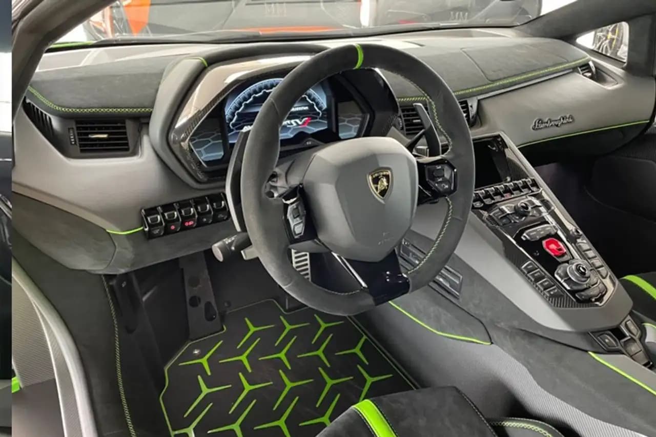 Lamborghini Aventador 2021 г. 6010 км. — фото 7