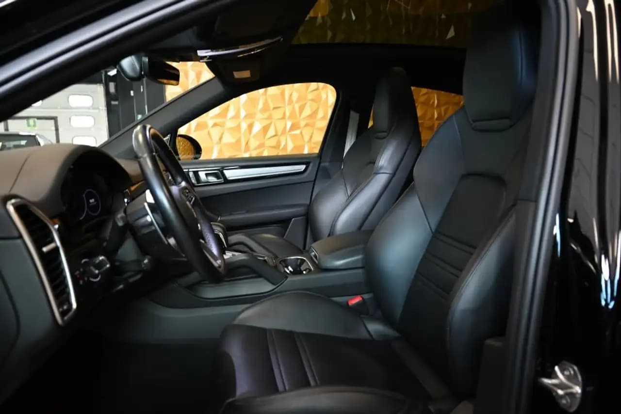 Porsche Cayenne Coupe 2022 г. 46034 км. — фото 19