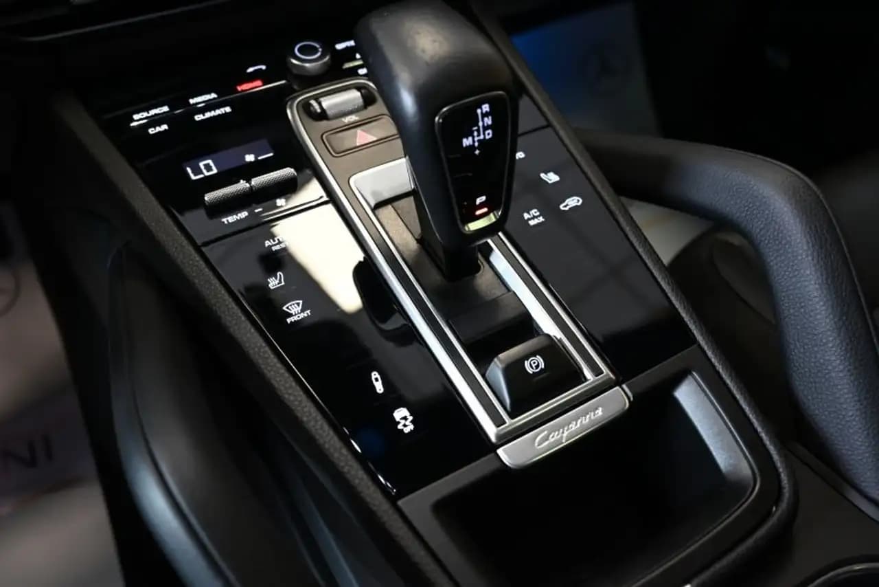 Porsche Cayenne Coupe 2022 г. 46034 км. — фото 34