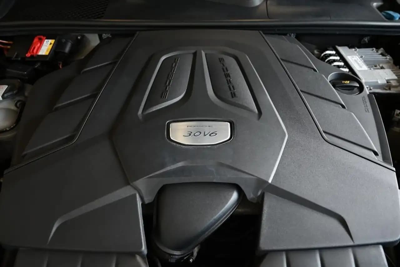 Porsche Cayenne Coupe 2022 г. 46034 км. — фото 50
