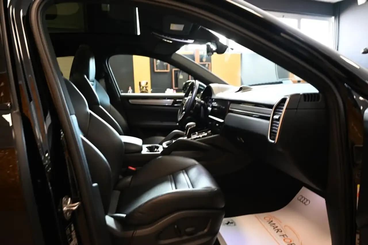 Porsche Cayenne Coupe 2022 г. 46034 км. — фото 10