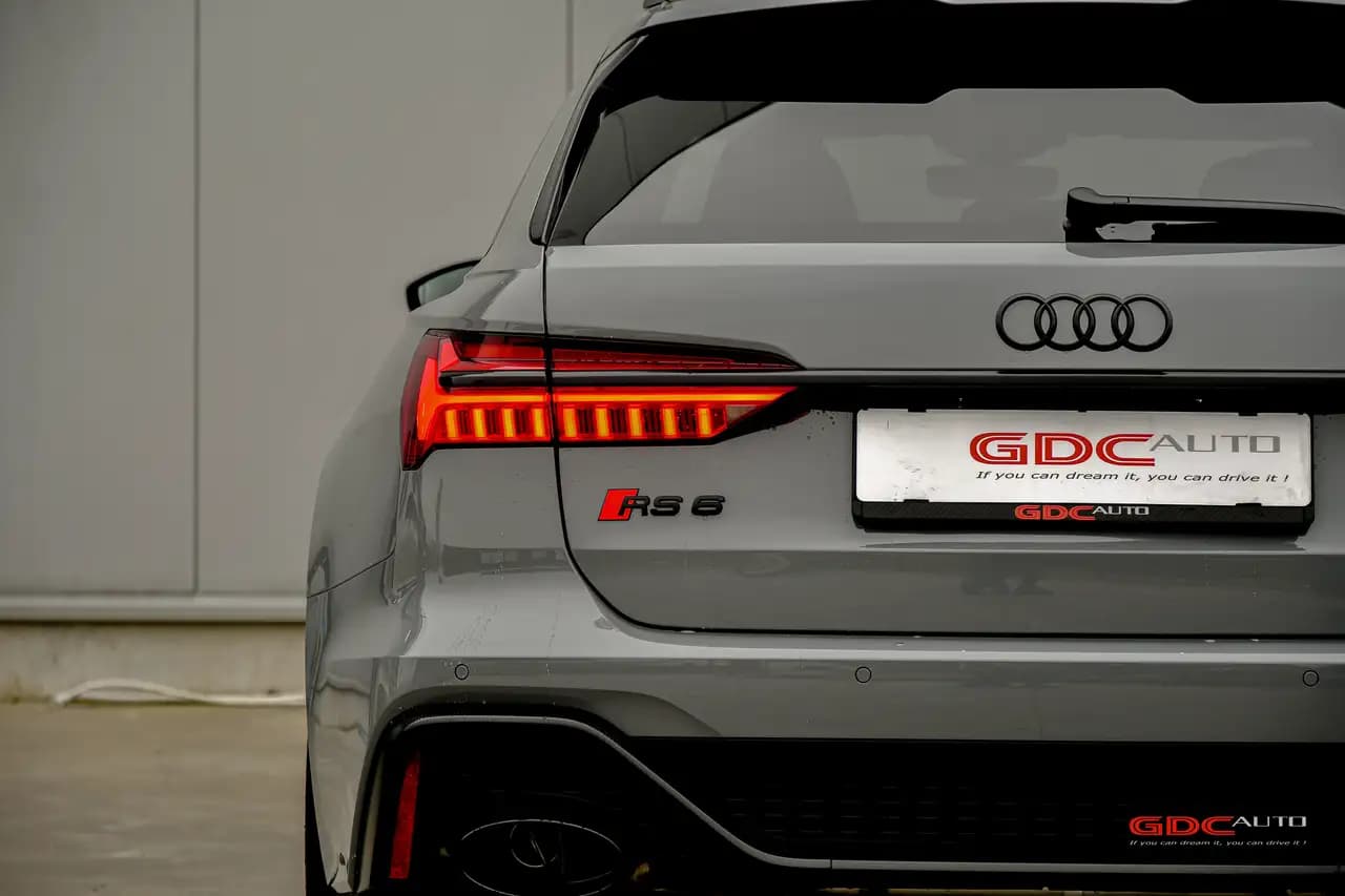 Audi RS6 2024 г. — фото 21