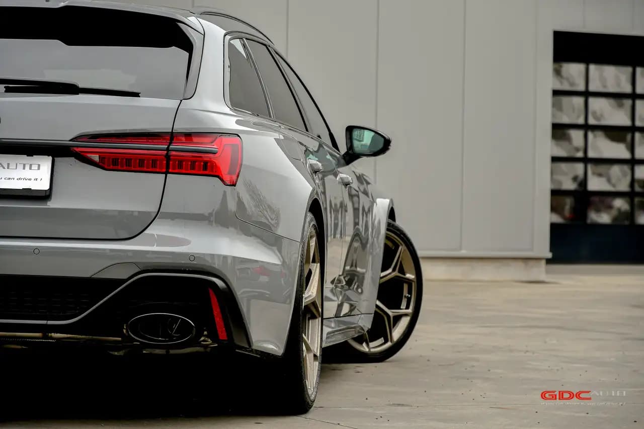 Audi RS6 2024 г. — фото 32