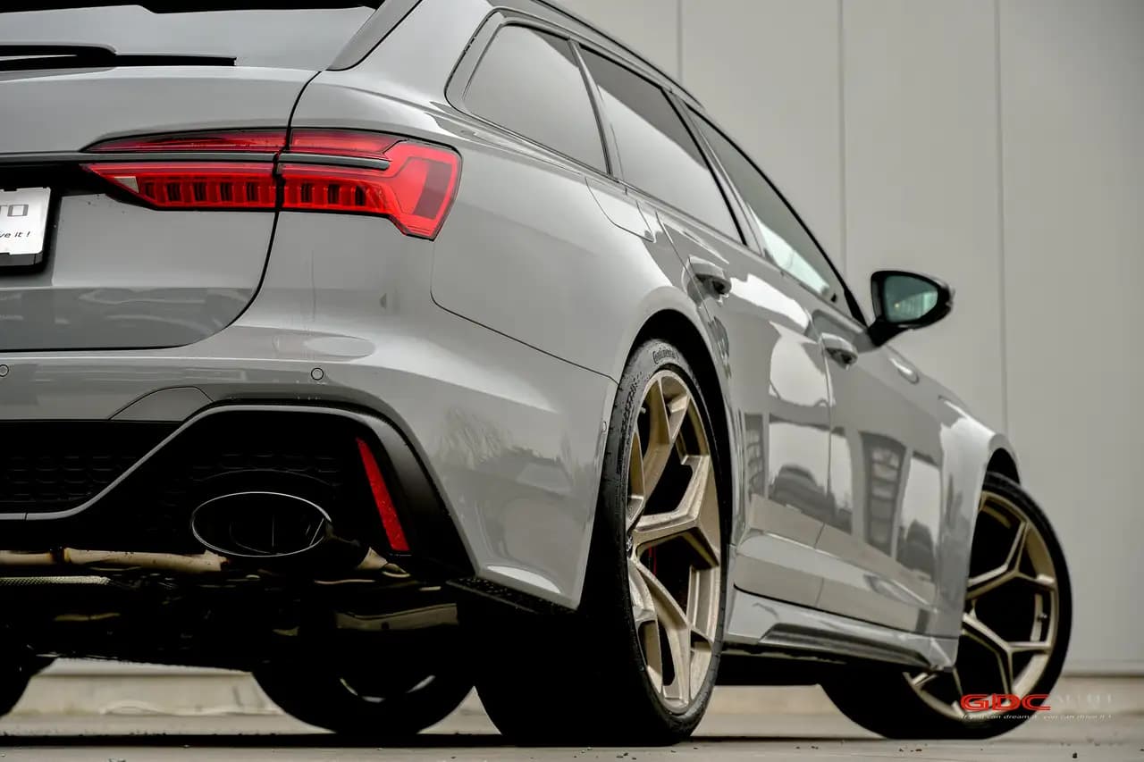 Audi RS6 2024 г. — фото 33