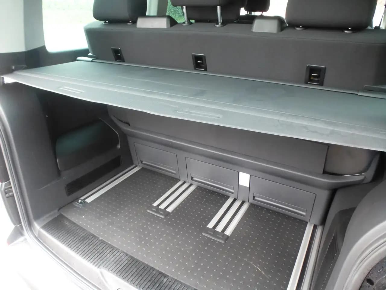 Volkswagen Multivan 2021 г. 8952 км. — фото 18