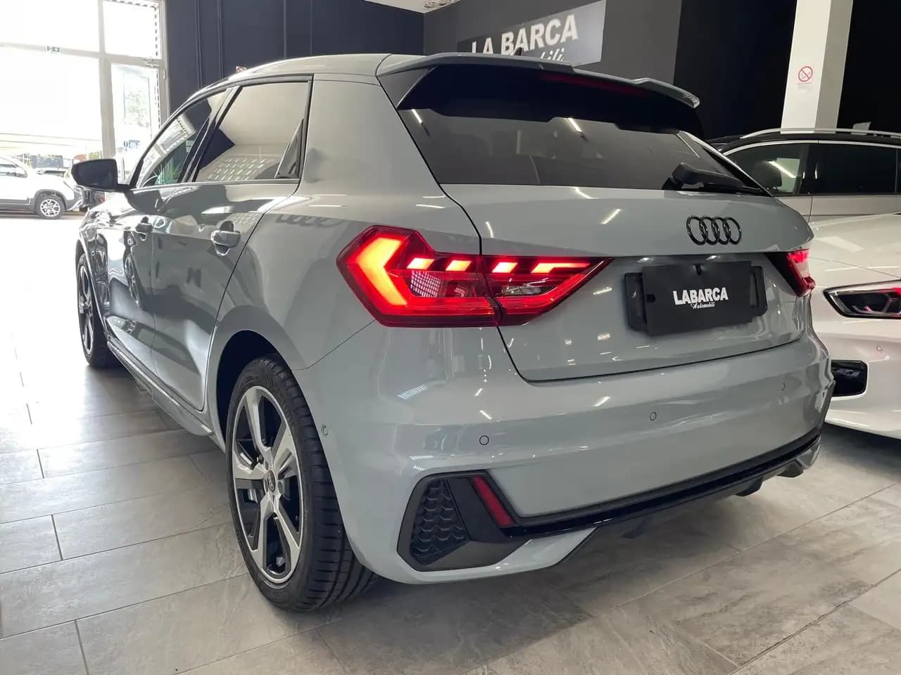 Audi A1 2024 г. 23550 км. — фото 7