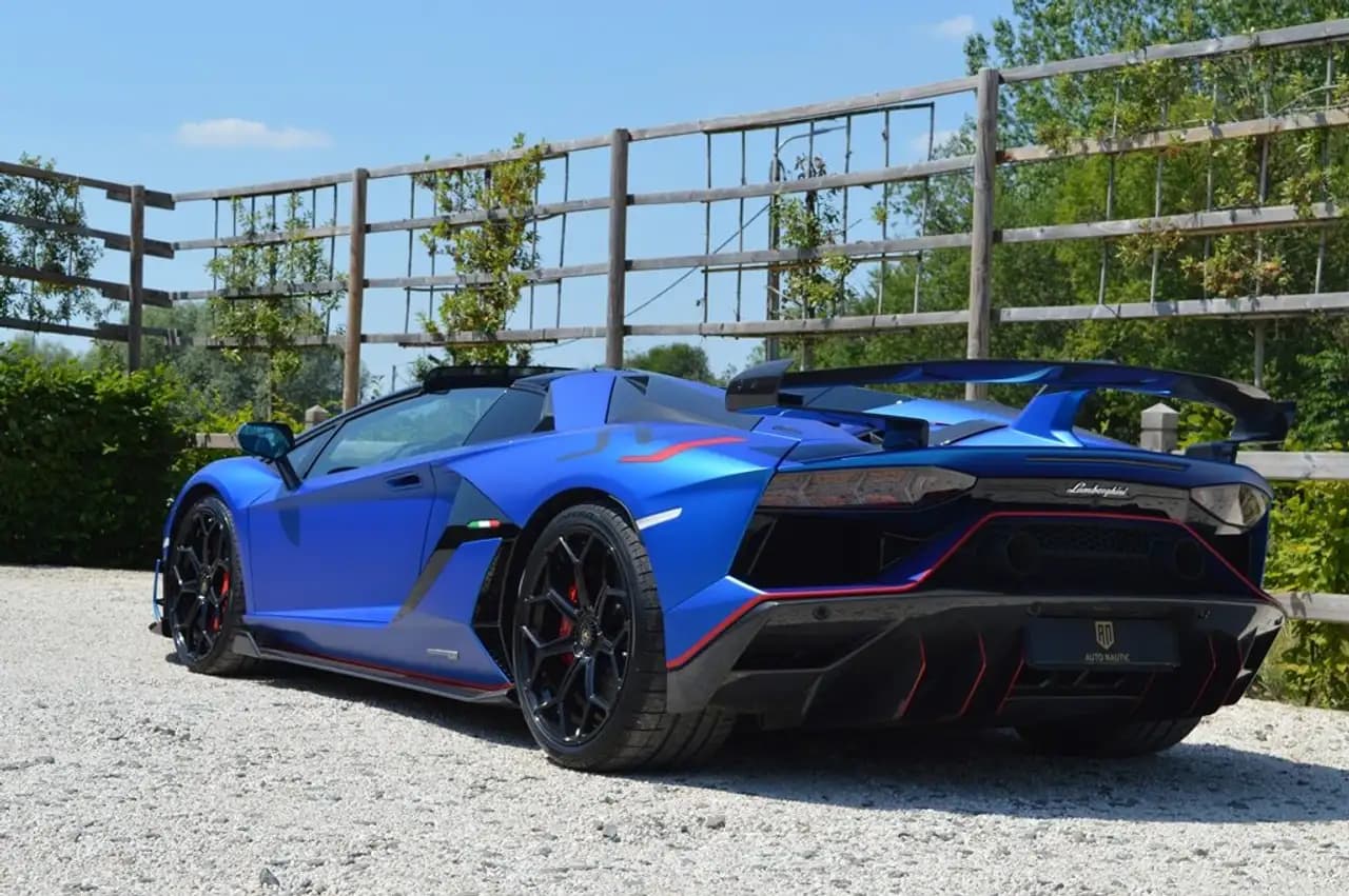 Lamborghini Aventador 2021 г. 16611 км. — фото 7