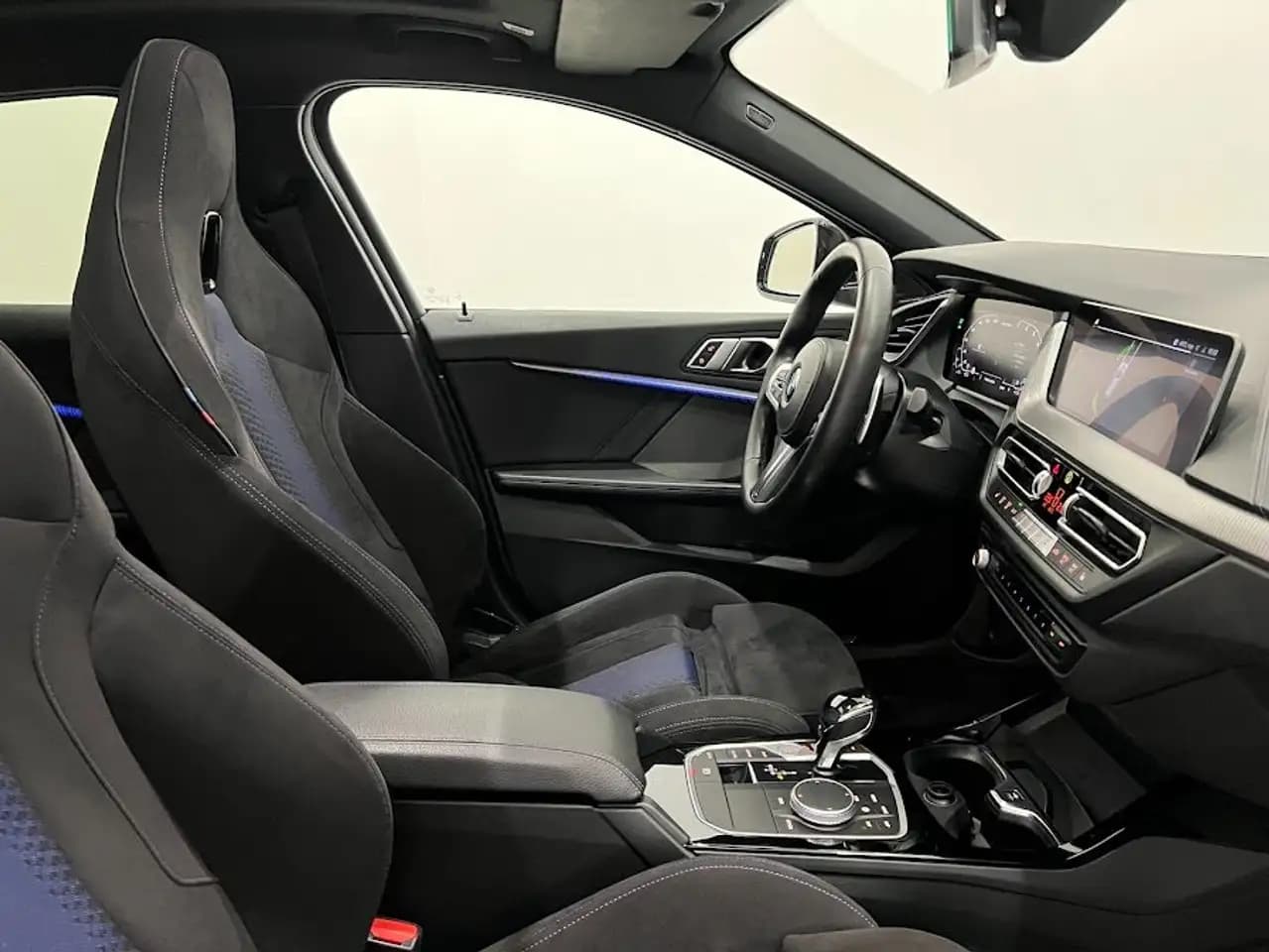 BMW 1 серия 2021 г. 39566 км. — фото 22