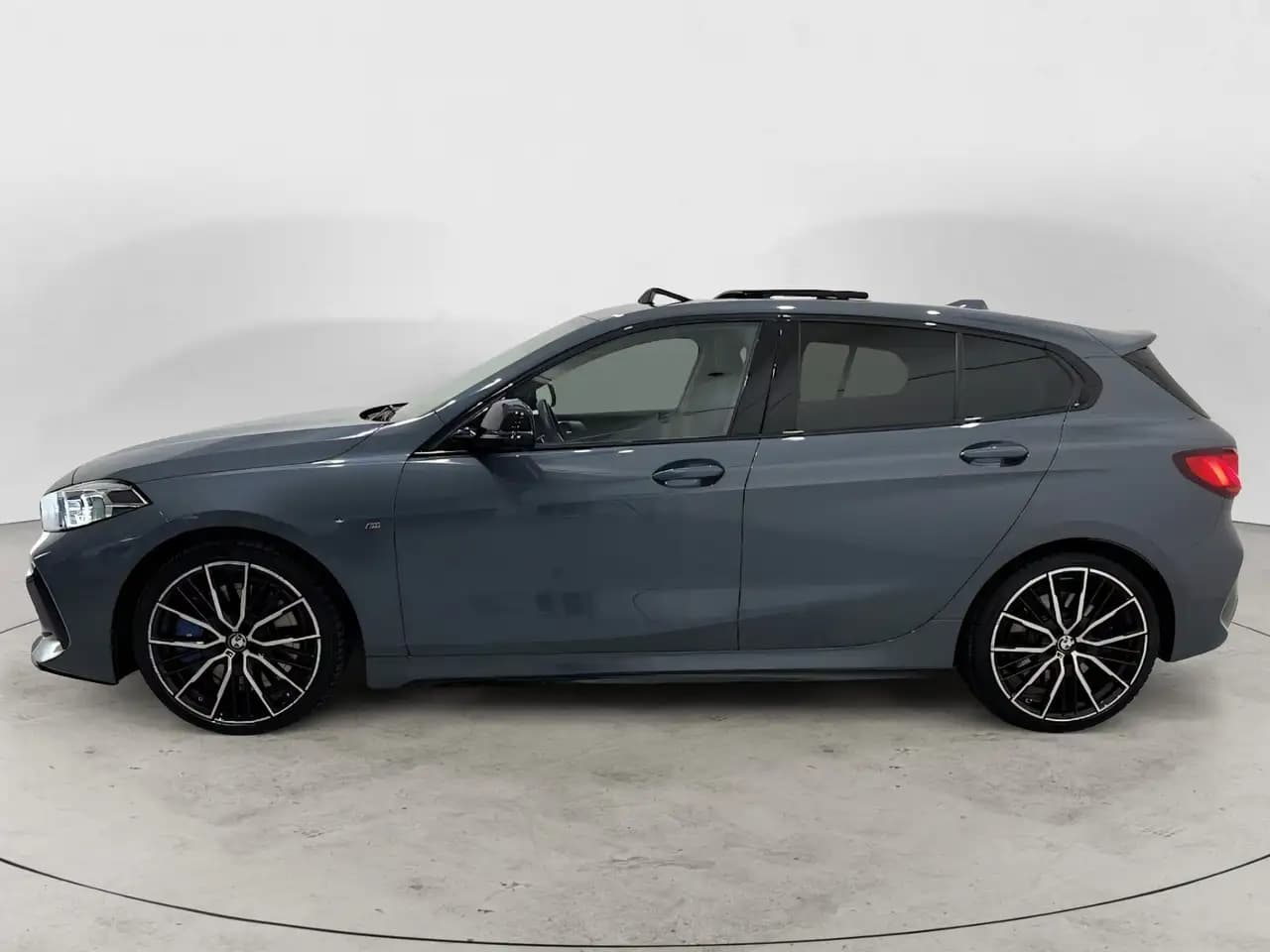 BMW 1 серия 2021 г. 39566 км. — фото 8