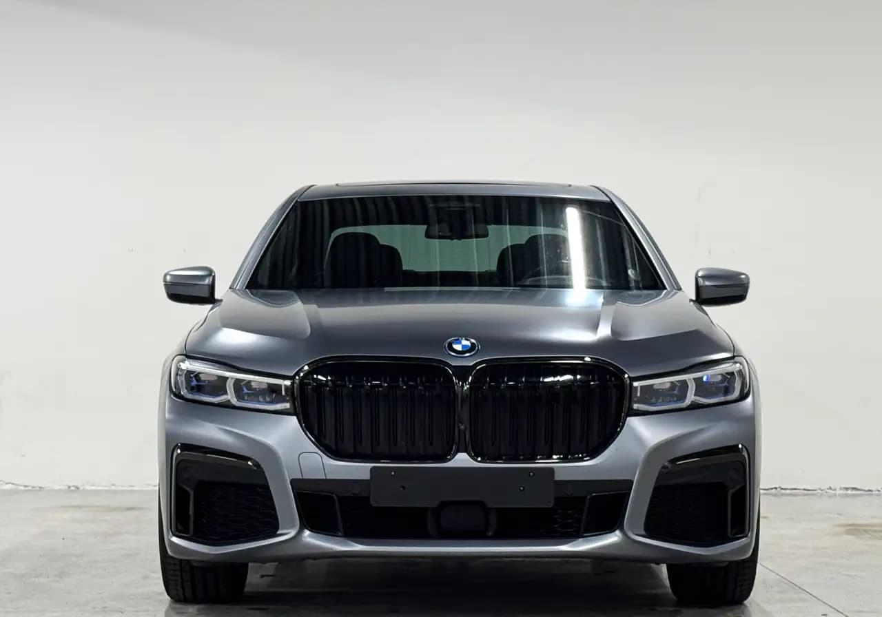 BMW 7 серия 2021 г. 77091 км. — фото 2