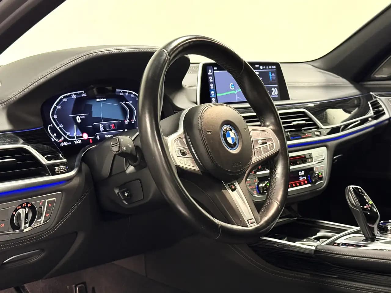 BMW 7 серия 2021 г. 77091 км. — фото 14