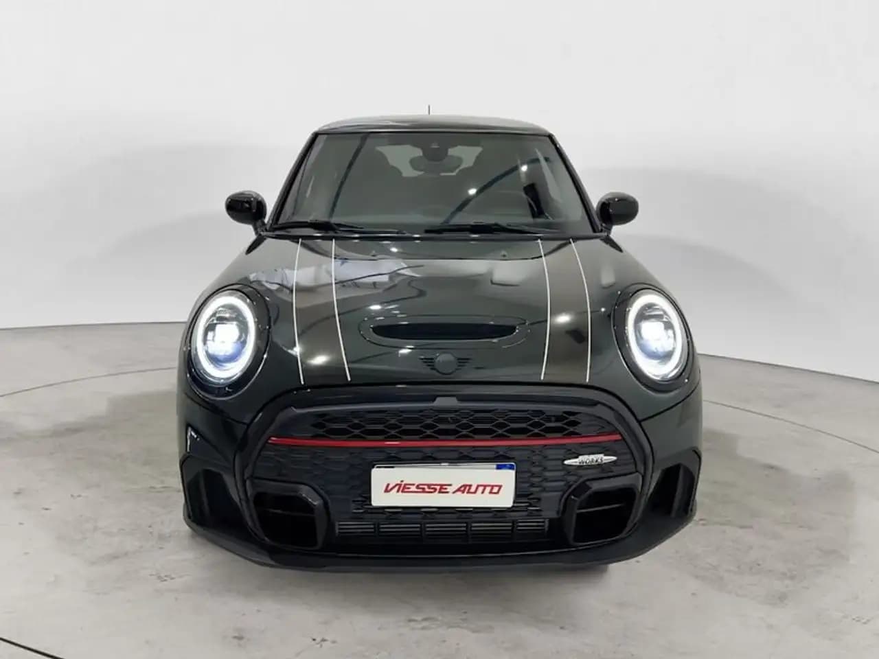MINI John Cooper Works 2022 г. 40418 км. — фото 2