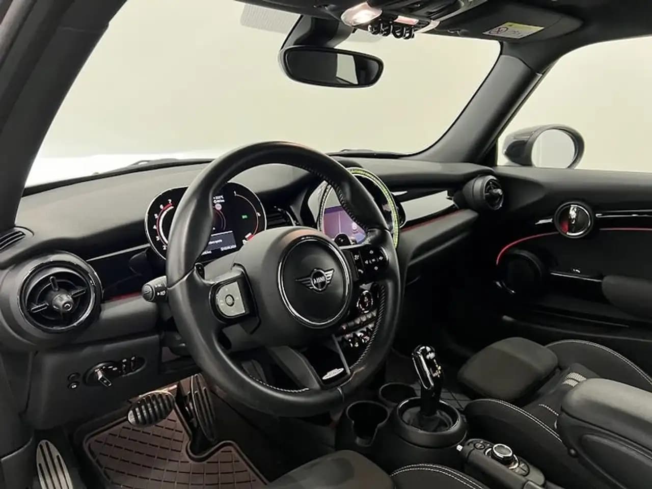 MINI John Cooper Works 2022 г. 40418 км. — фото 11