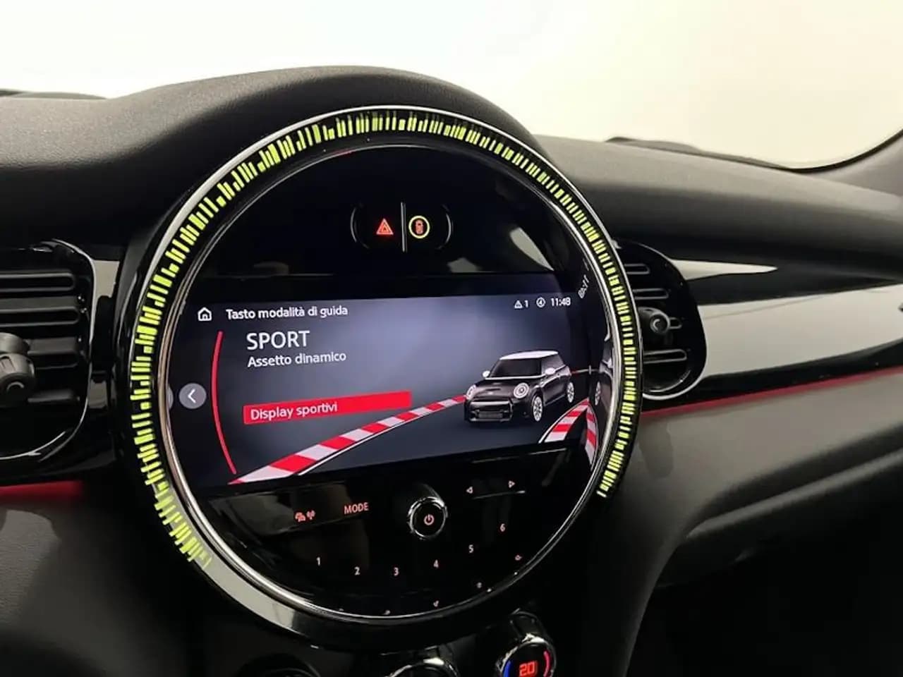 MINI John Cooper Works 2022 г. 40418 км. — фото 19