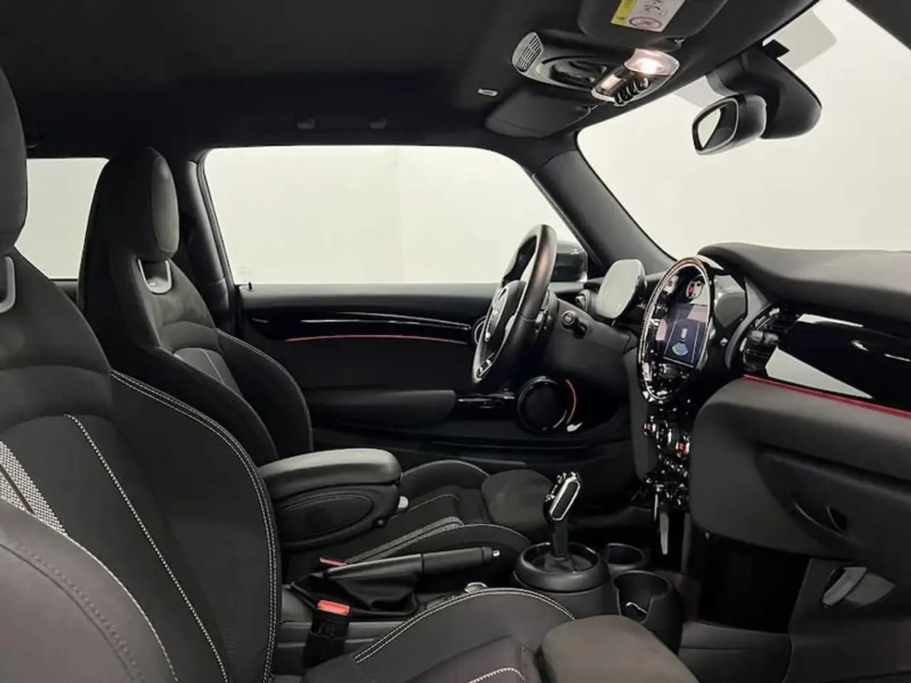 MINI John Cooper Works 2022 г. 40418 км. — фото 20
