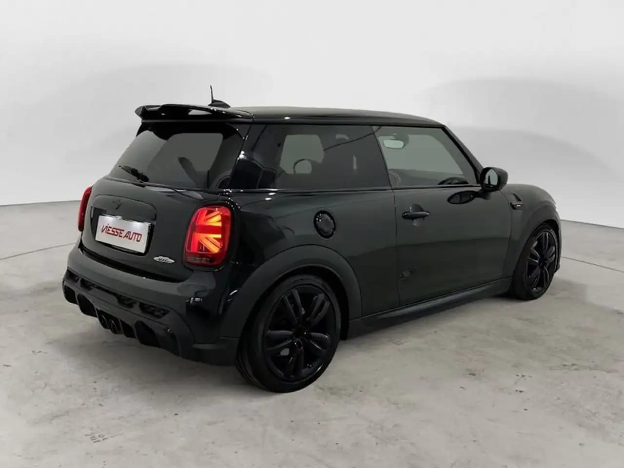 MINI John Cooper Works 2022 г. 40418 км. — фото 4