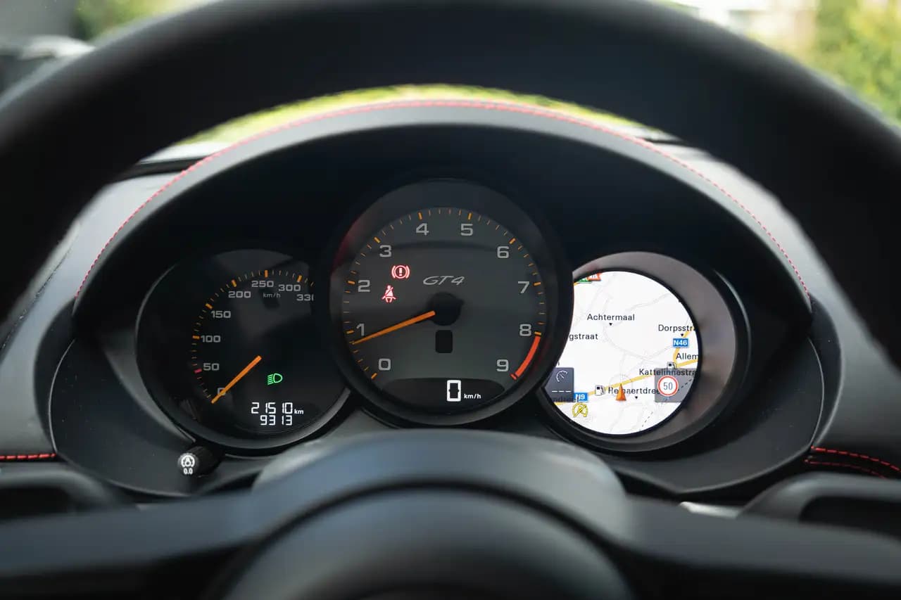 Porsche 718 Cayman (2020) 21087 км. — фото 29