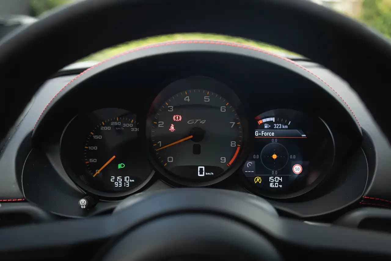 Porsche 718 Cayman (2020) 21087 км. — фото 31