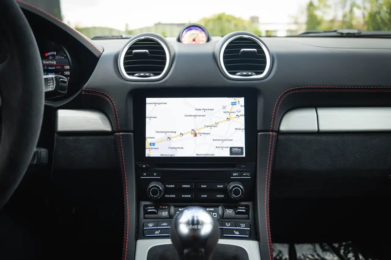Porsche 718 Cayman (2020) 21087 км. — фото 36