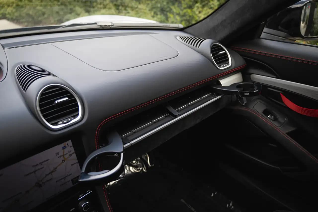Porsche 718 Cayman (2020) 21087 км. — фото 48