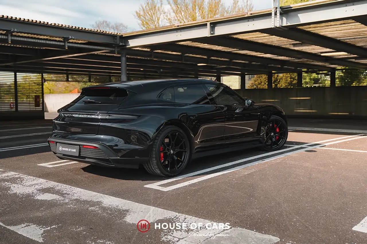 Porsche Taycan 2022 г. 13389 км. — фото 6