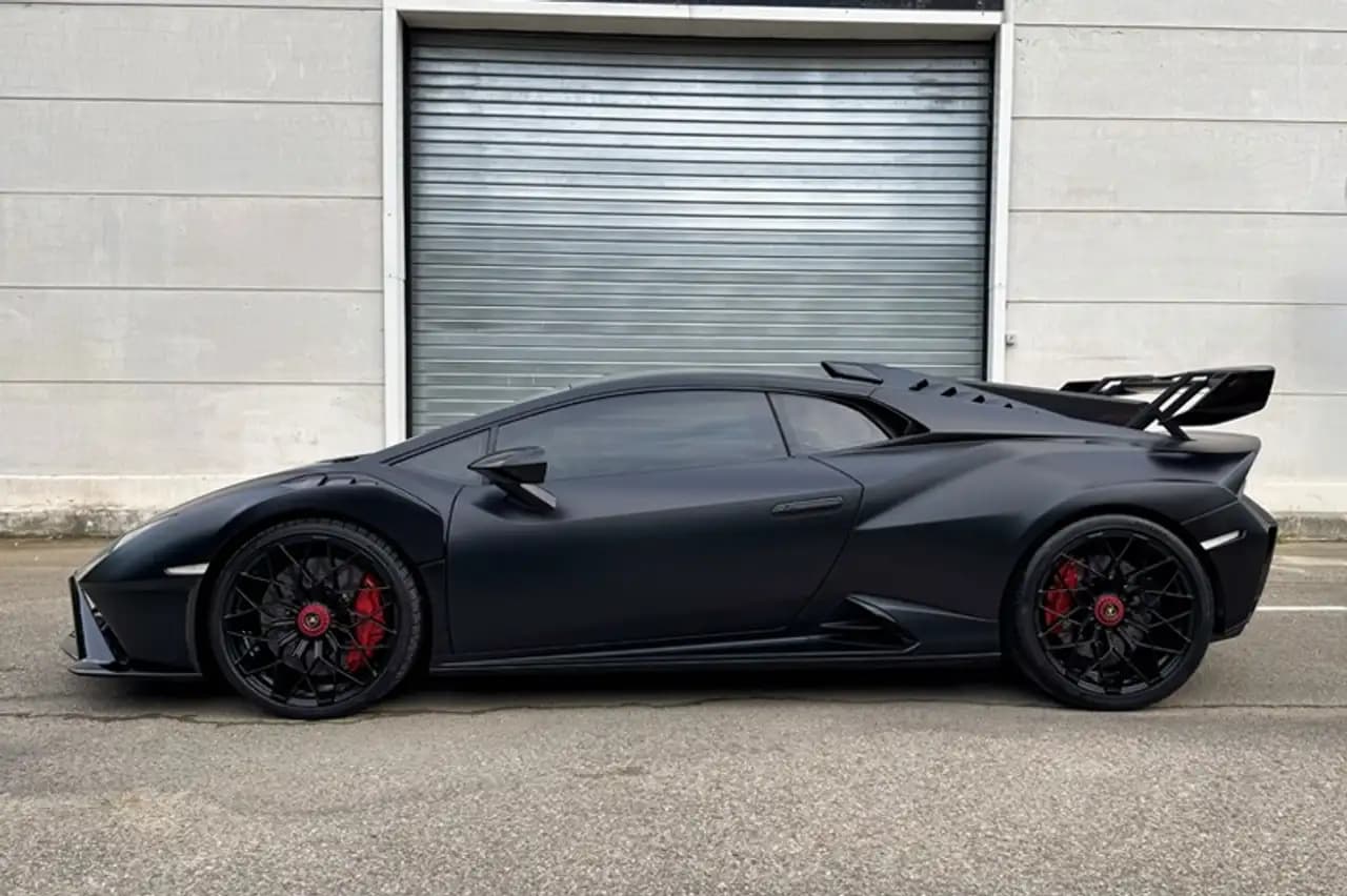 Lamborghini Huracan 2023 г. 6008 км. — фото 3