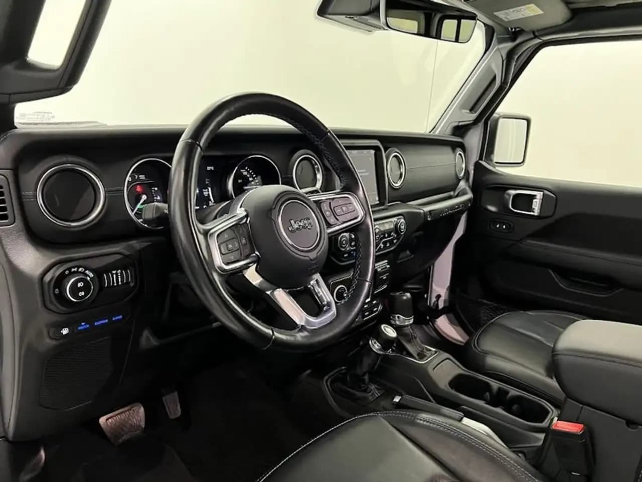Jeep Wrangler 2022 г. 27467 км. — фото 11