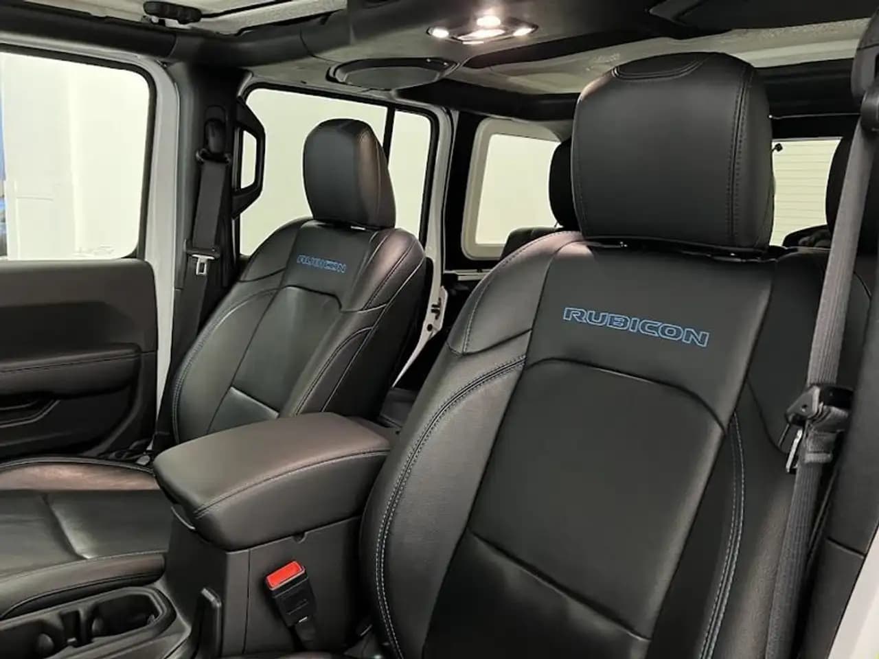 Jeep Wrangler 2022 г. 27467 км. — фото 27
