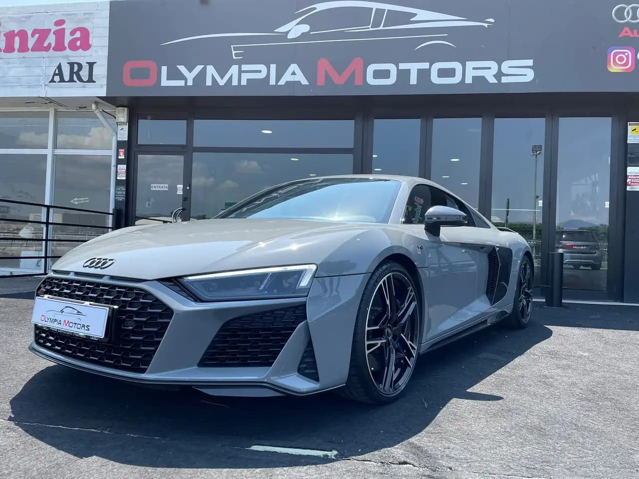 Audi R8 2021 г. 14956 км. — фото 3