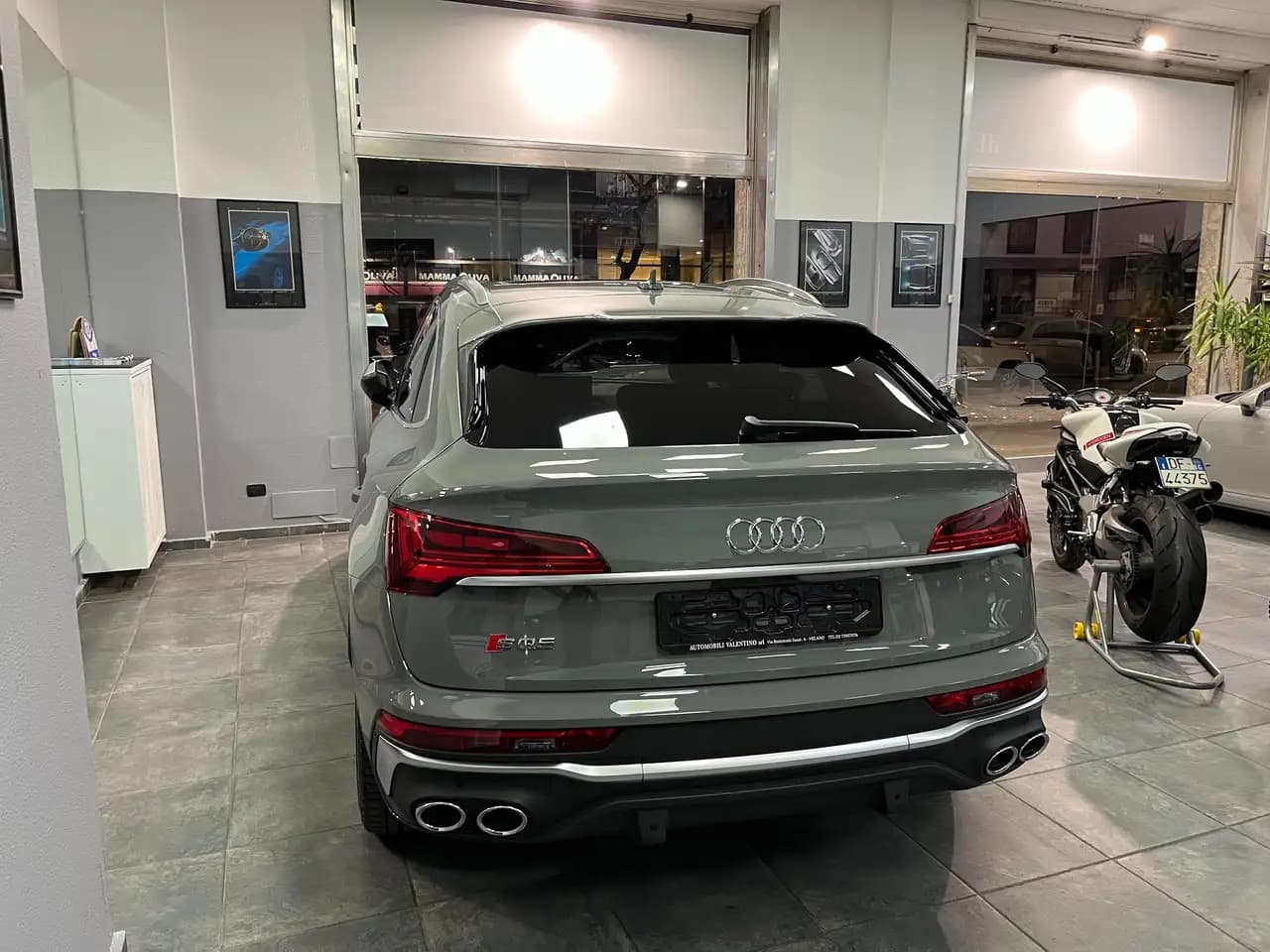 Audi Q5 2022 г. 41013 км. — фото 6