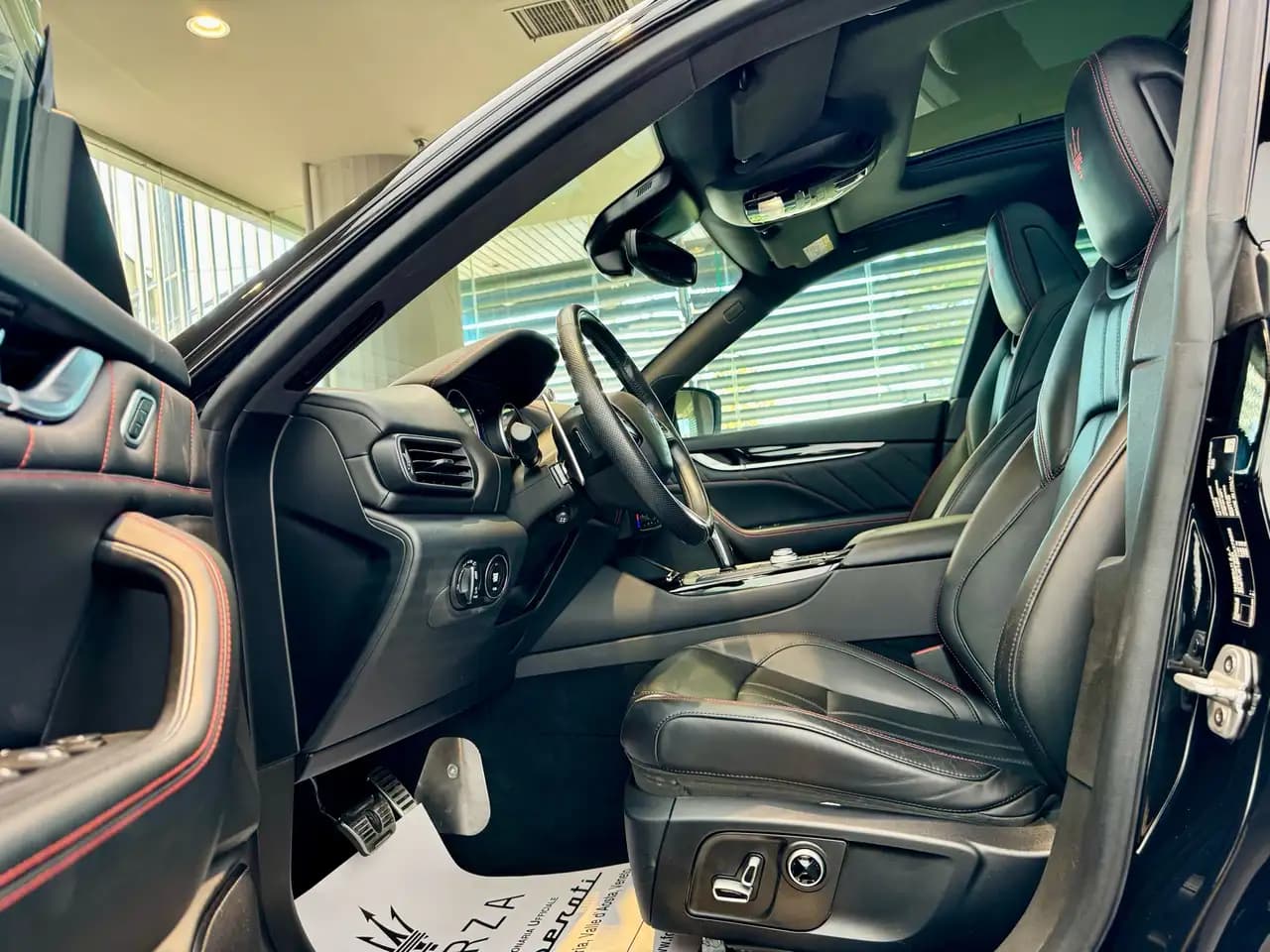 Maserati Levante 2021 г. 63693 км. — фото 10