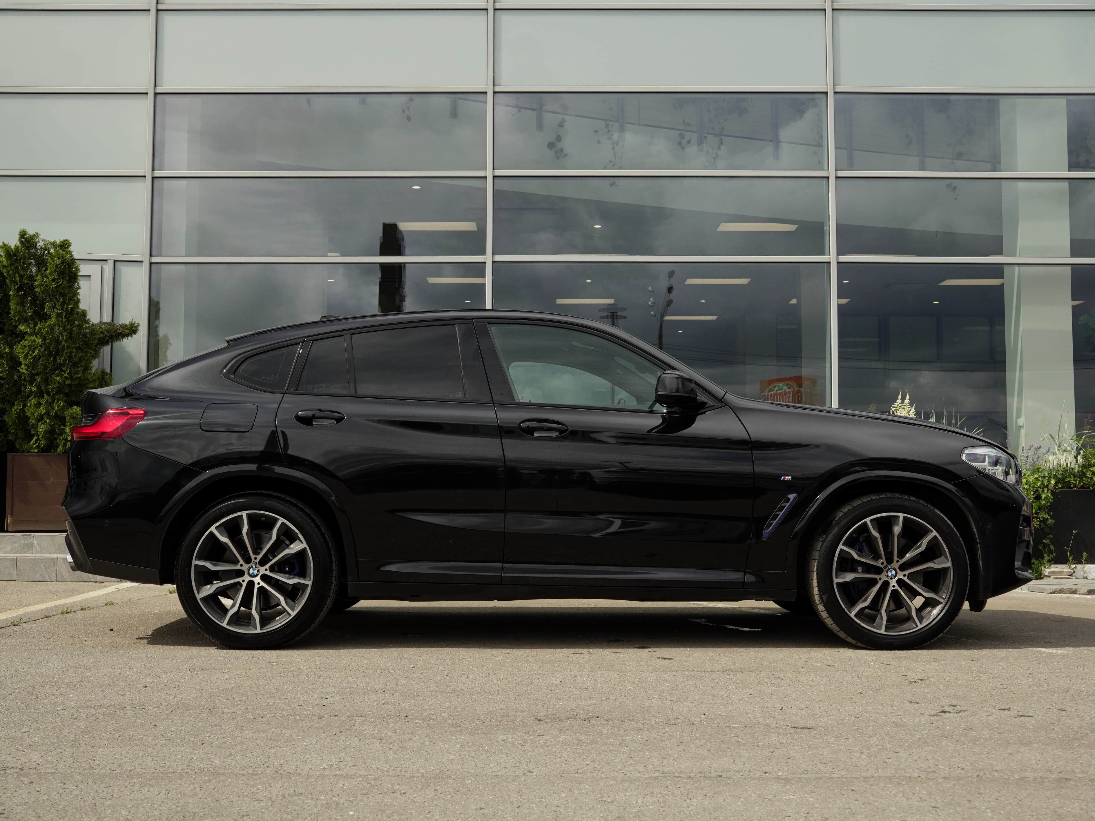 BMW X4 — фото 9