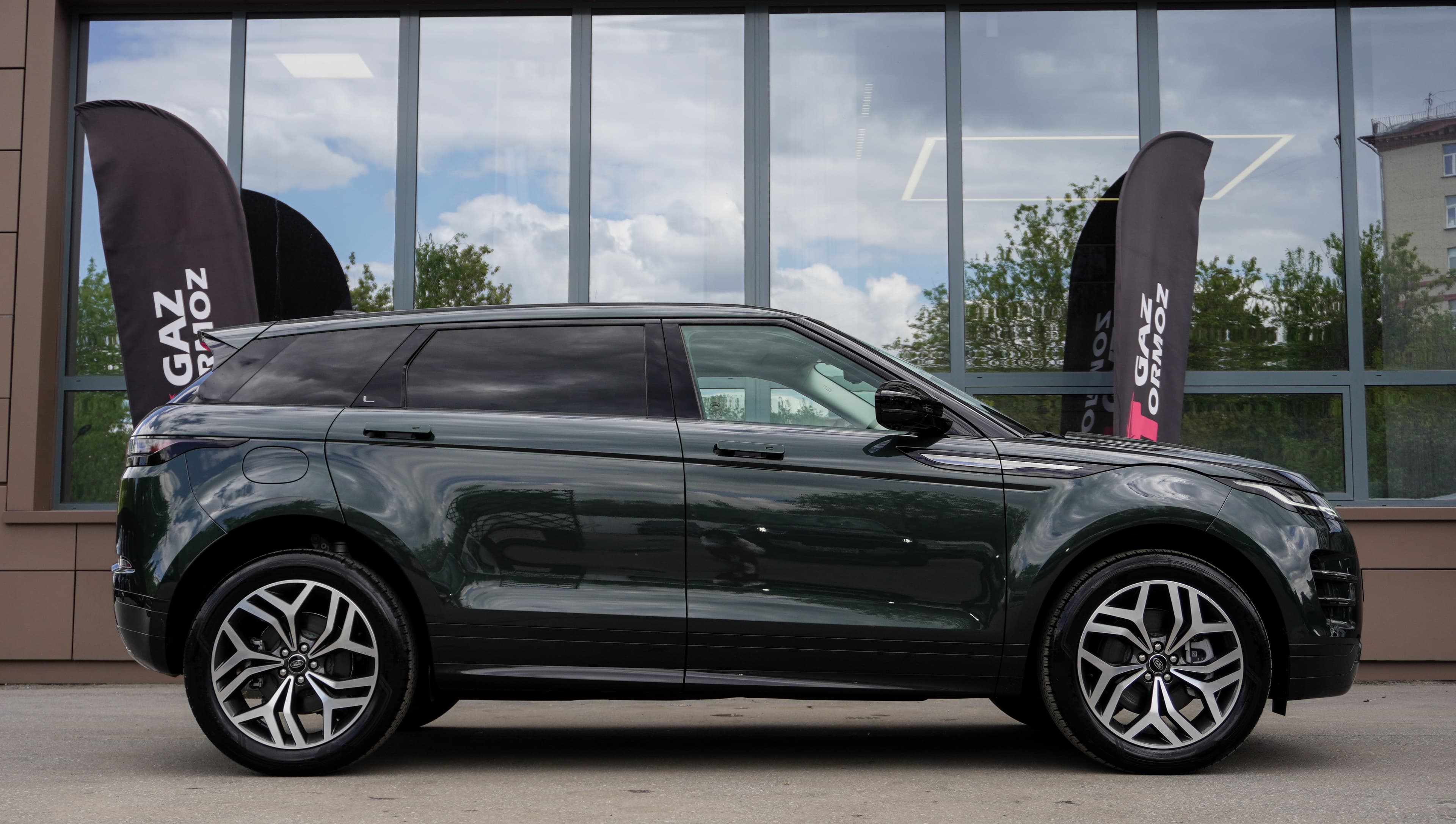 Land Rover Range Rover Evoque — фото 4