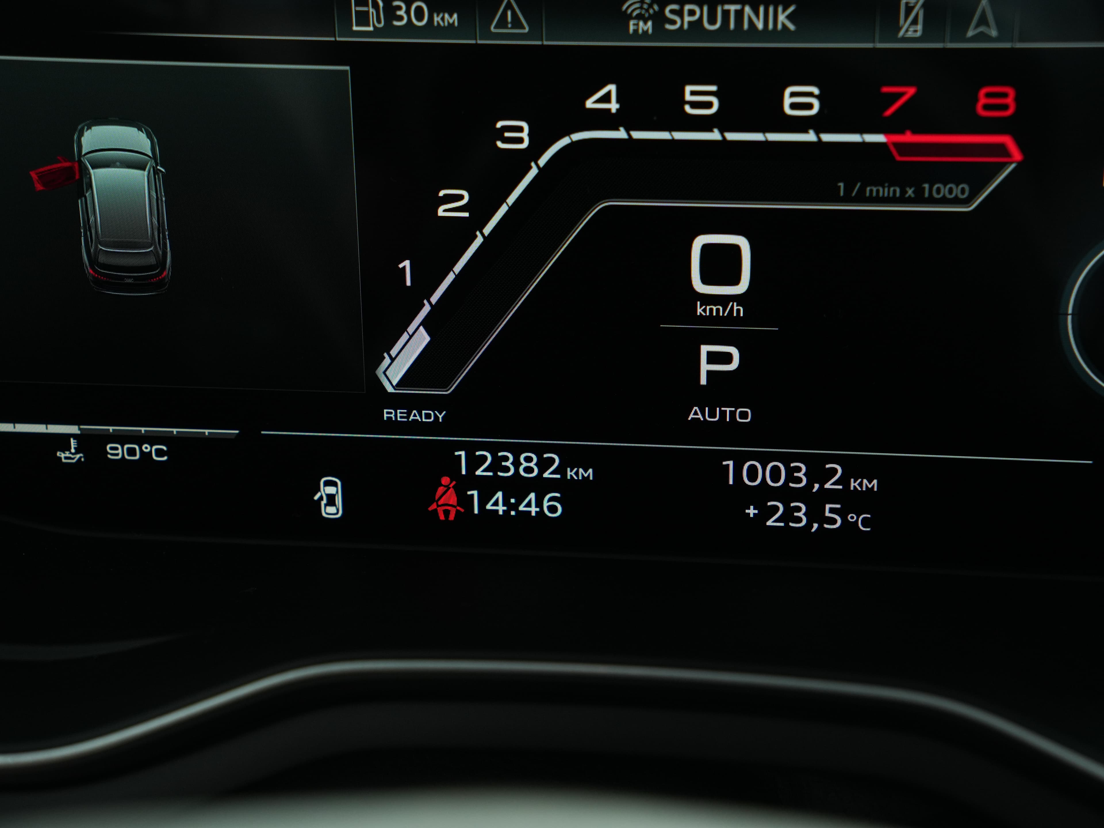 Audi RS4 — фото 12