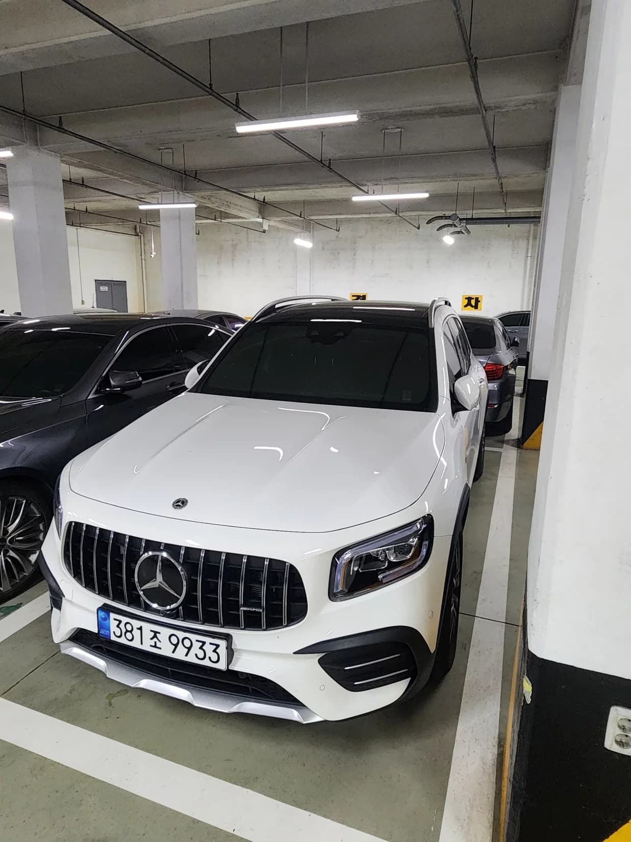 Mercedes-Benz GLB-Class AMG GLB35 4MATIC, 2022 г. 21146 км. — фото 3