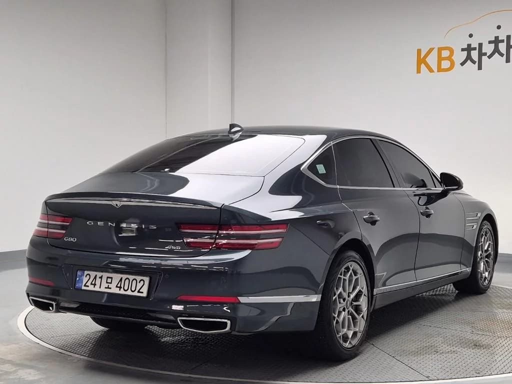 Genesis G80 Gasoline 2.5 Turbo 2WD, 2024 г. 12003 км. — фото 4