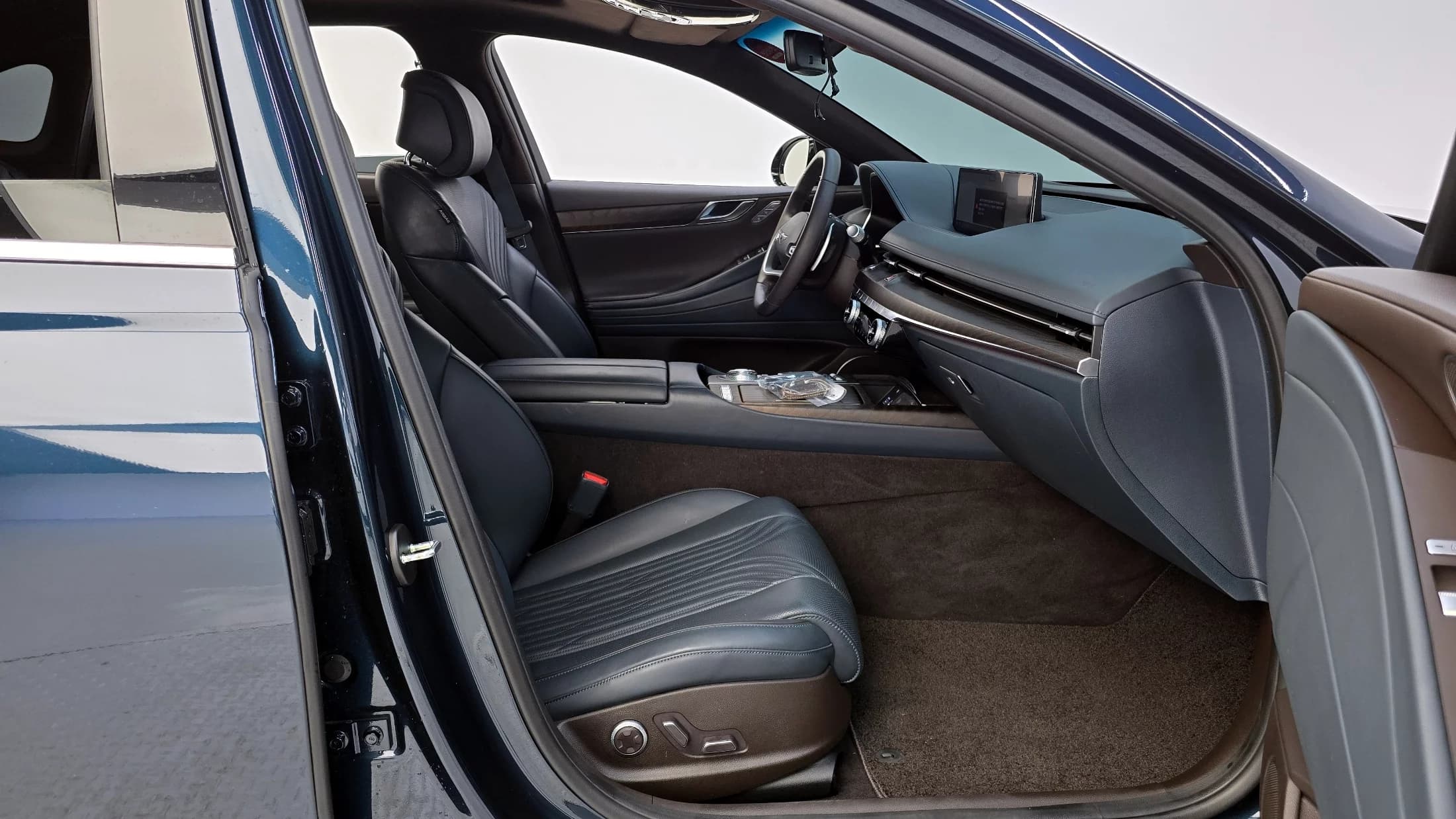 Genesis G80 Gasoline 2.5 Turbo AWD, 2021 г. 39341 км. — фото 10