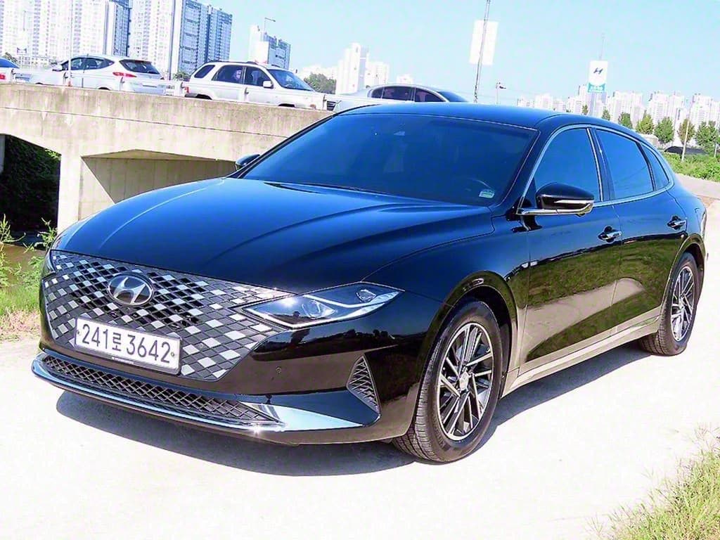 Hyundai Grandeur 2.5 Premium Choice, 2021 г. 100865 км. — фото 2