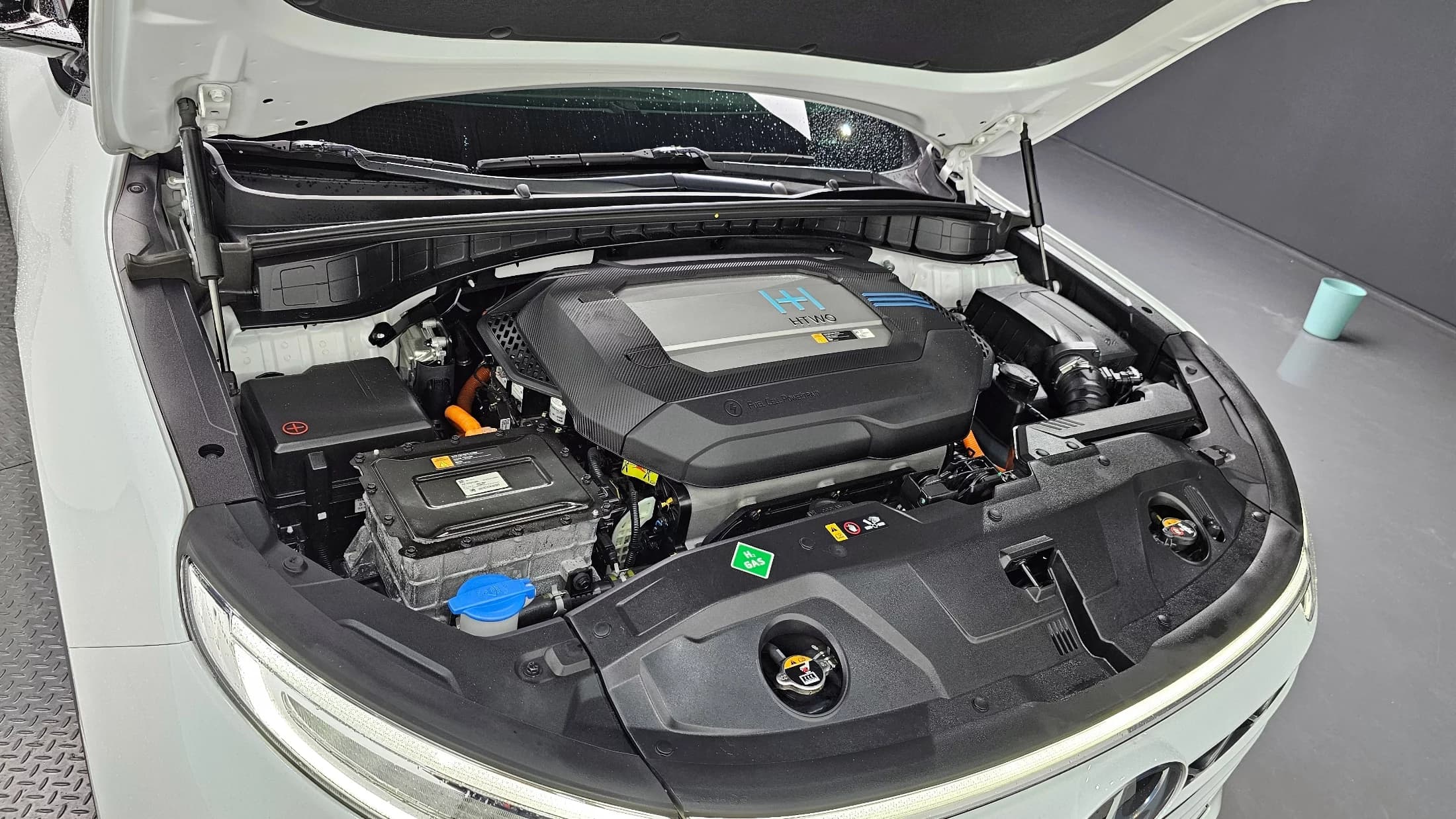Hyundai Nexo Premium, 2023 г. 67796 км. — фото 6