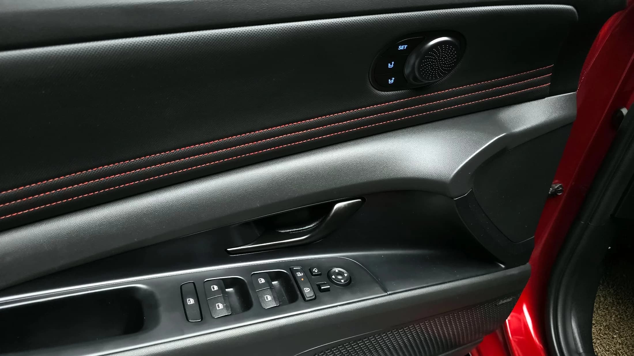 Hyundai AVANTE (Хендай Элантра) Inspiration N Line, гибрид, 2024 г. 25500 км. — фото 18