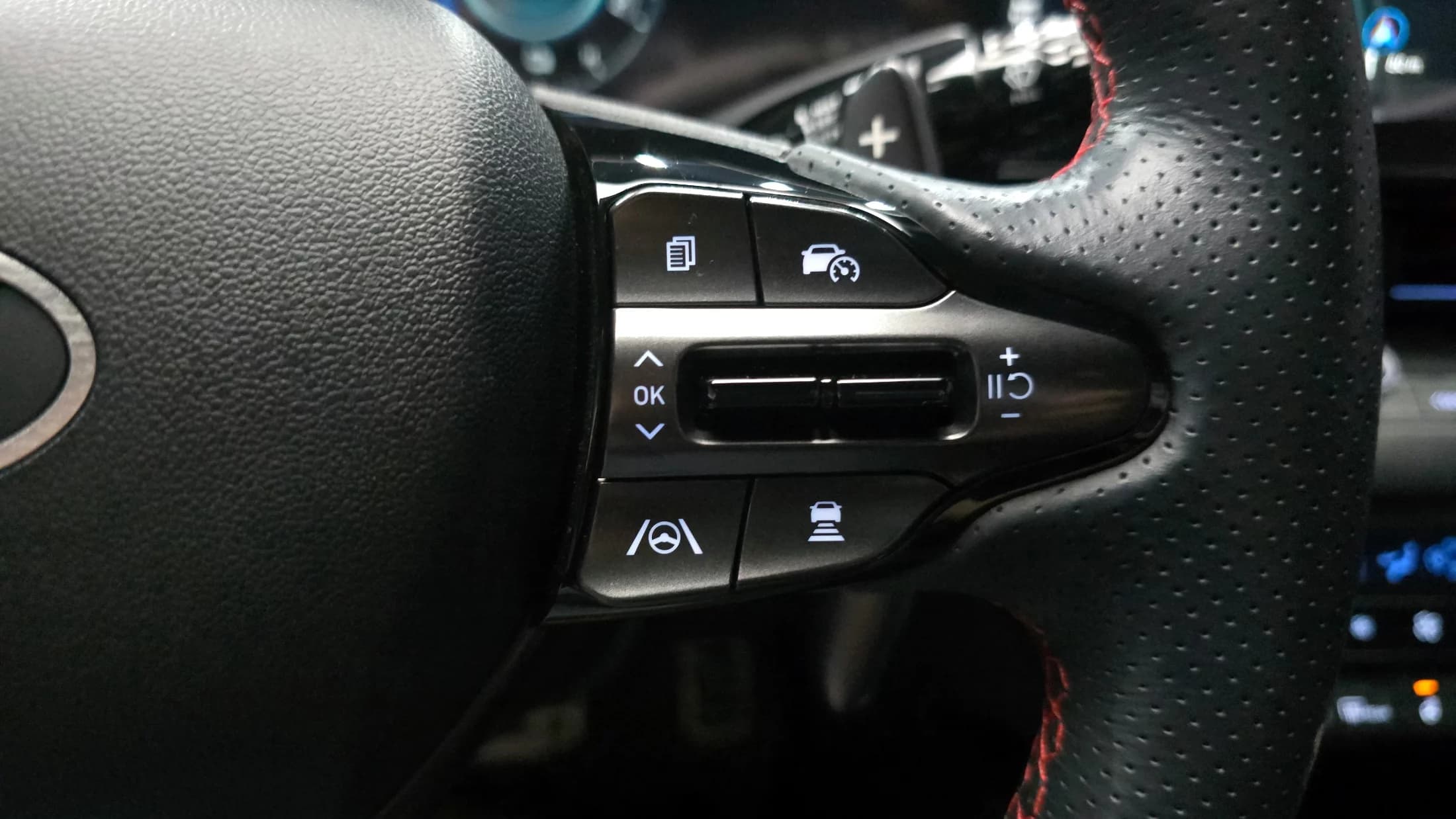 Hyundai AVANTE (Хендай Элантра) Inspiration N Line, гибрид, 2024 г. 25500 км. — фото 20